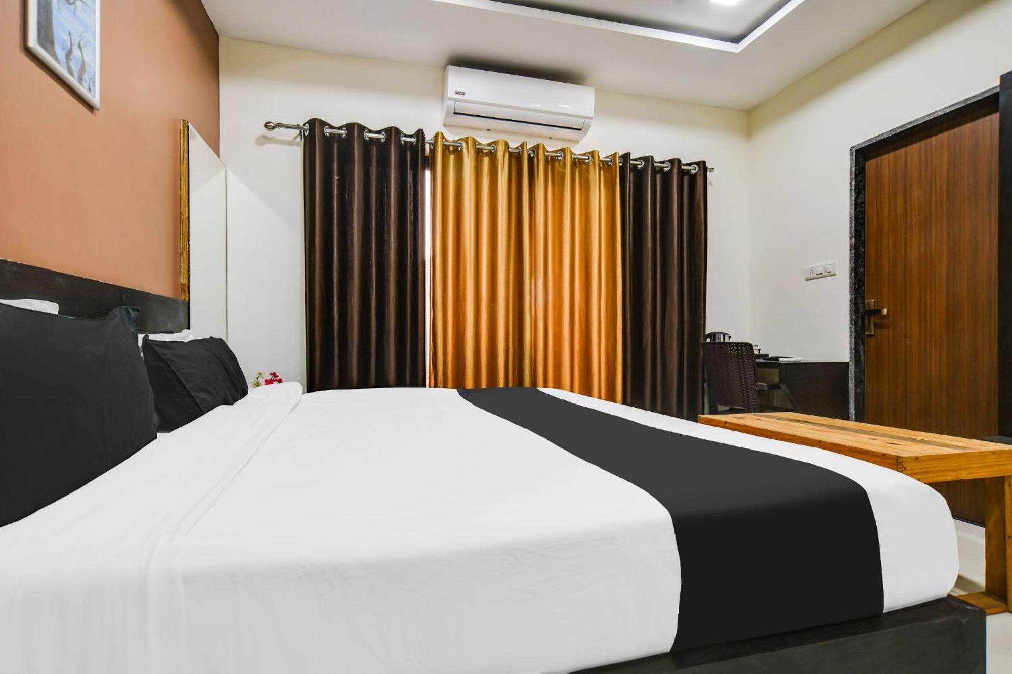 Super Collection O Indore Near Omax City 1 Kanadiya 외부 사진